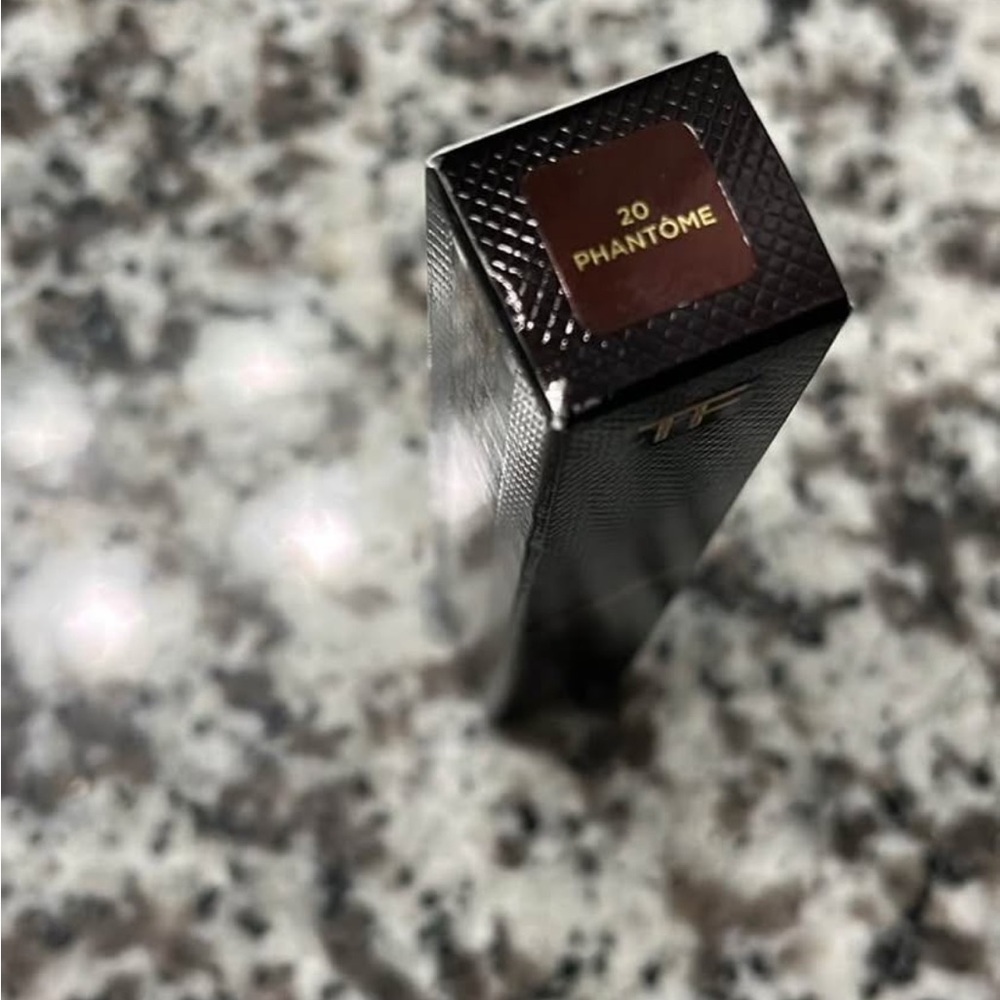 Tom Ford Lipstick in Phantome